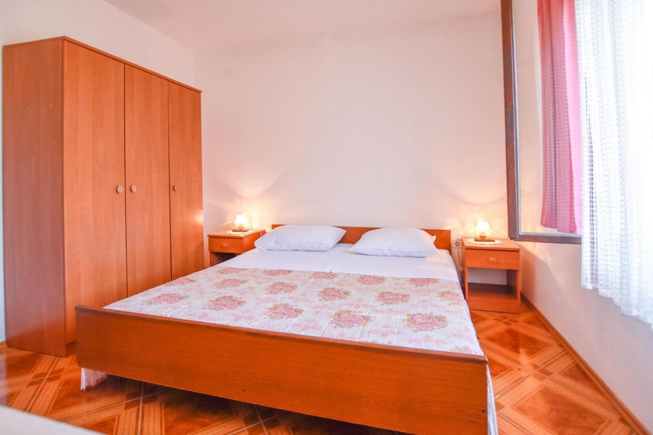 Apartments Marica Sukošan Exterior foto